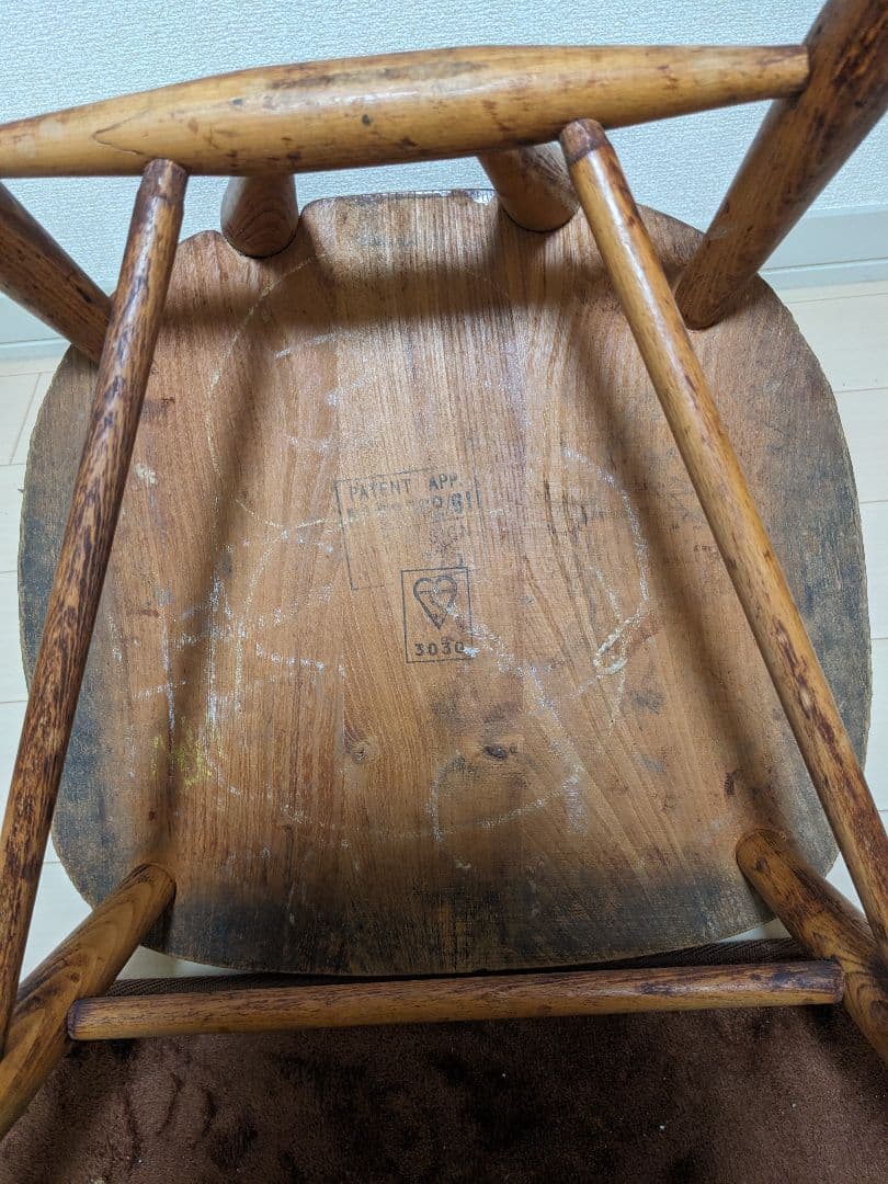 イギリスアンティーク　アーコール社　スクールチェア　いいね多数　早い物勝ち商品