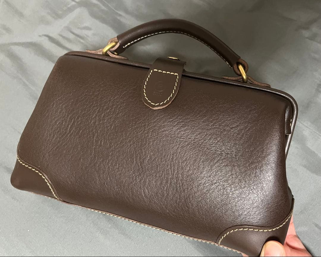 PORCO ROSSO 口枠 ショルダーバッグ ブラウン