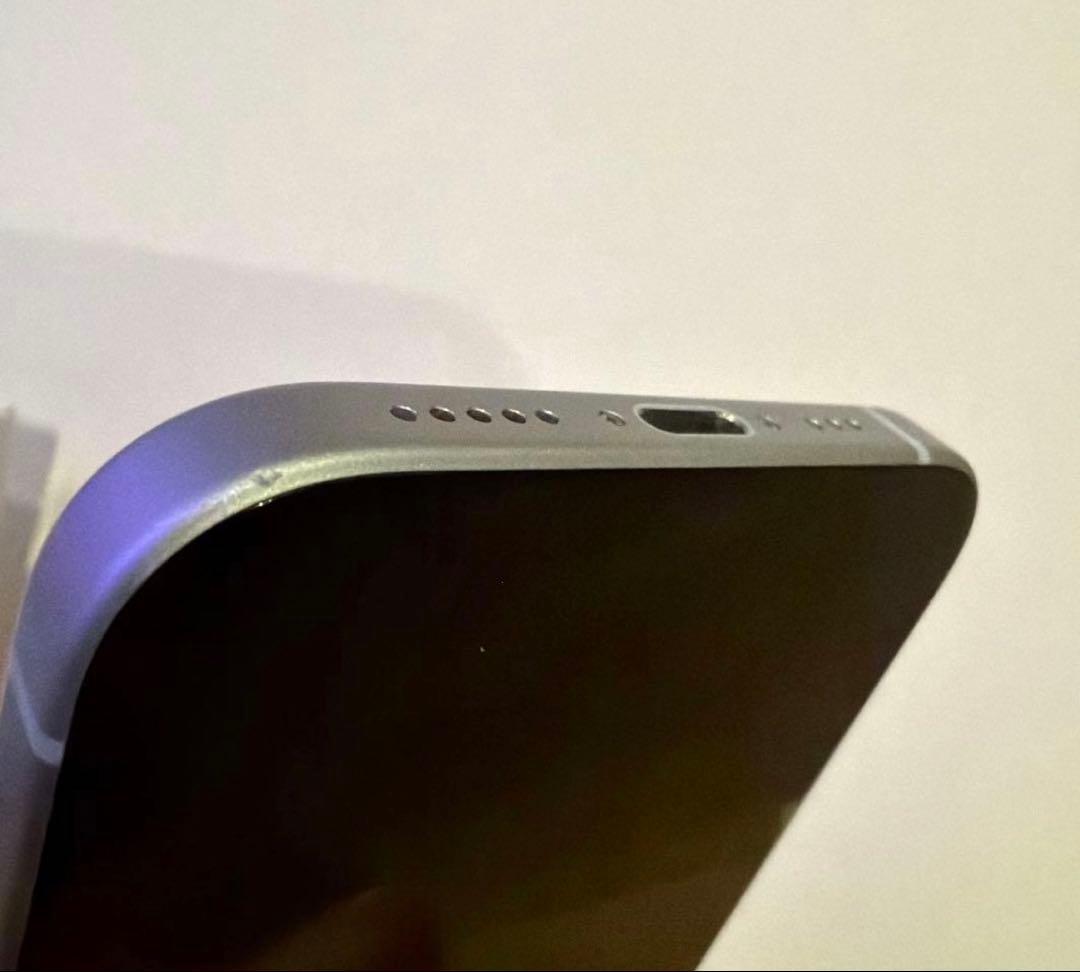 美品　iPhone 15（256GB・ブルー）SIMフリー