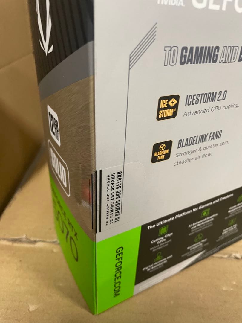 ZOTAC GAMING GeForce RTX 5070 グラフィックスボード