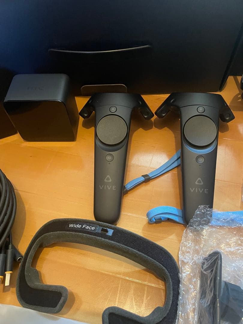 HTC VIVE デラックス オーディオストラップ付き