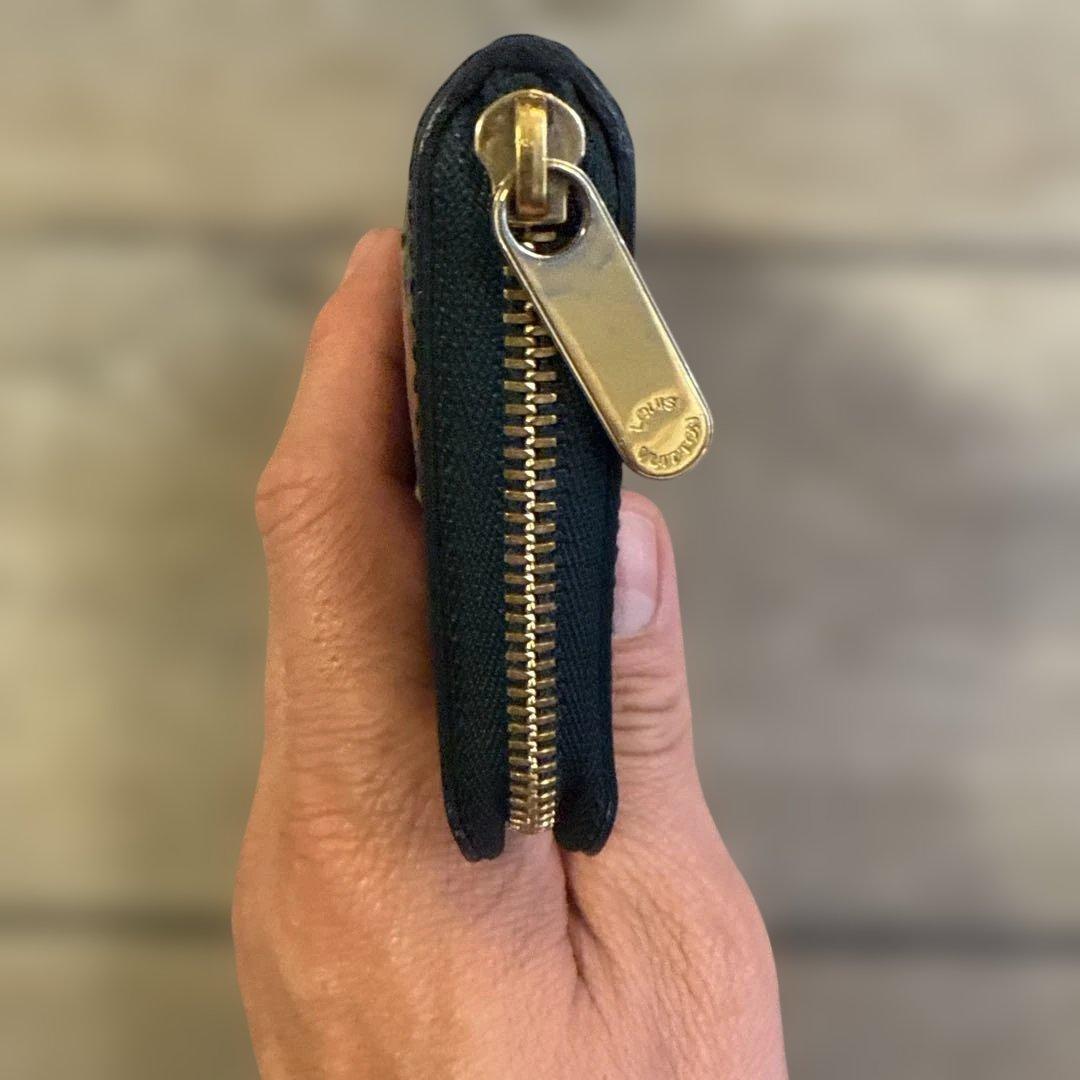 Louis Vuitton ヴェルニ　ジッピーパスケース