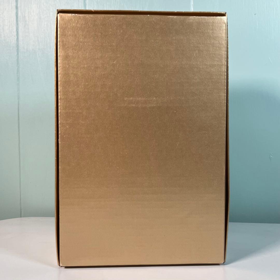 サントリーウイスキー　ローヤル　プレミアム１２年　新品　未開栓　青ラベル