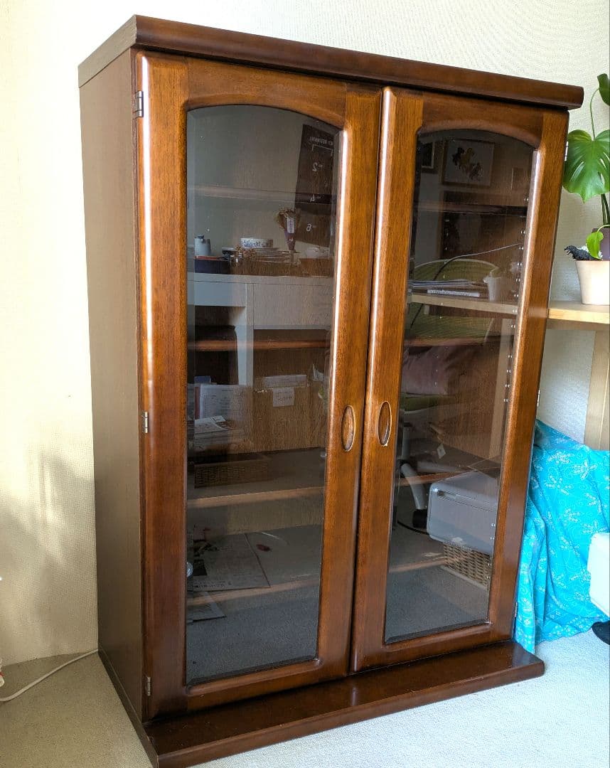 幅80.5 ガラス扉キャビネット