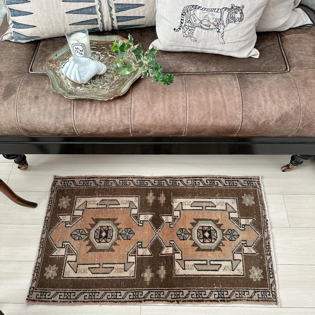 トルコ ヴィンテージラグ 960 スモール ベージュ ブラウン ペールブルー