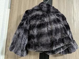 244　ホワイトベア　シェアードウィーゼル　ボレロ　ポンチョ　フリル　毛皮