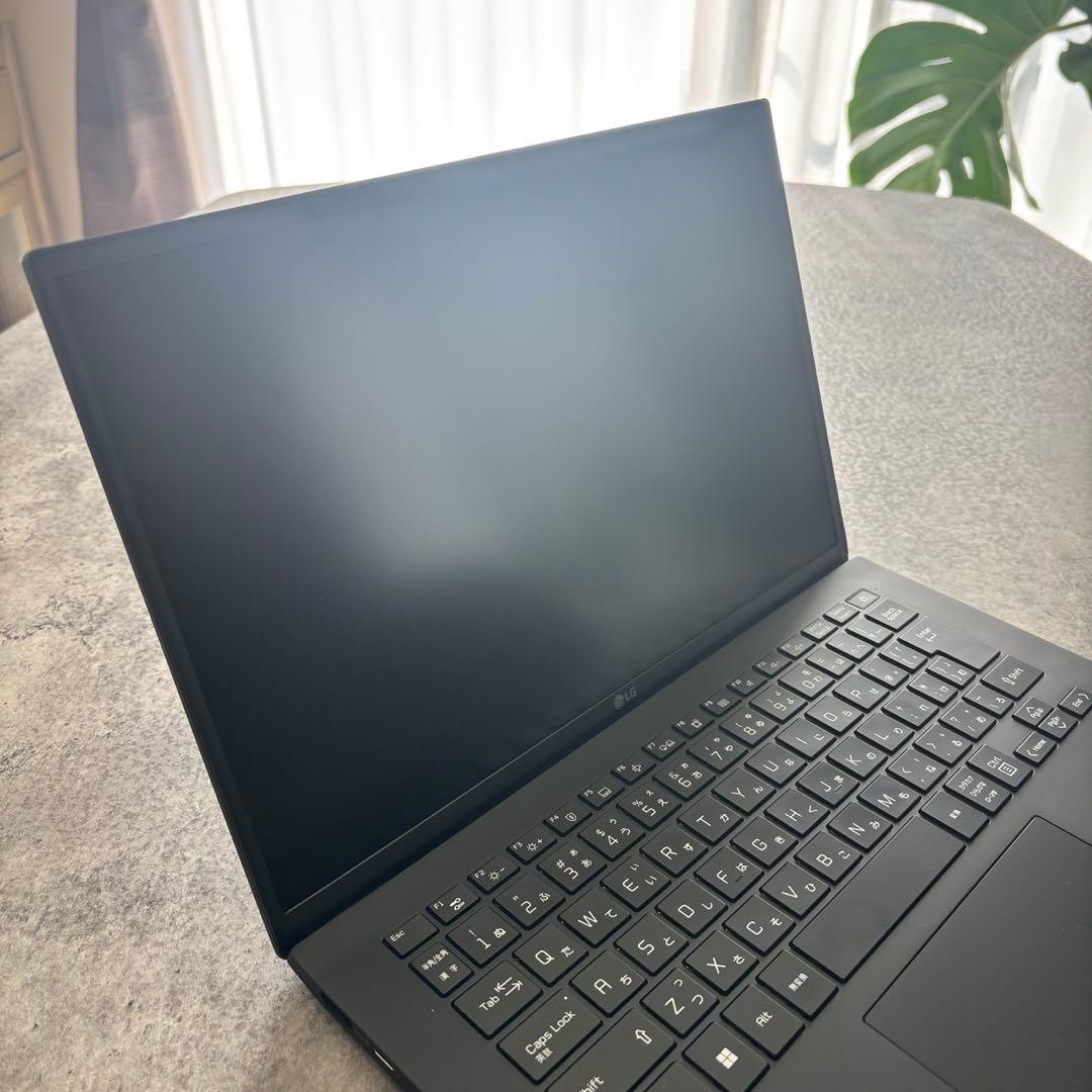 LG gram 14ZB90R-NP55J [オブシディアンブラック]