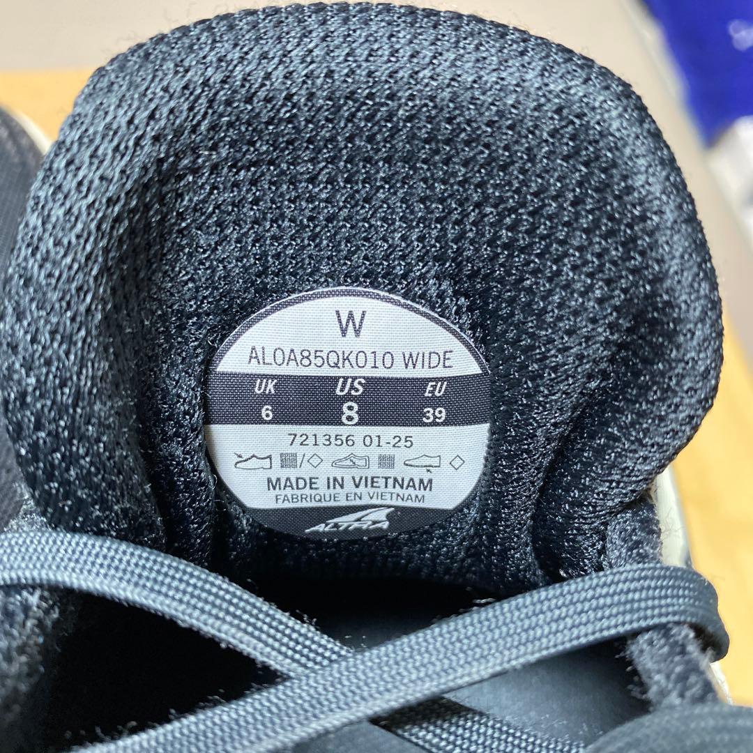 ALTRAアルトラW TORIN８WIDE US8