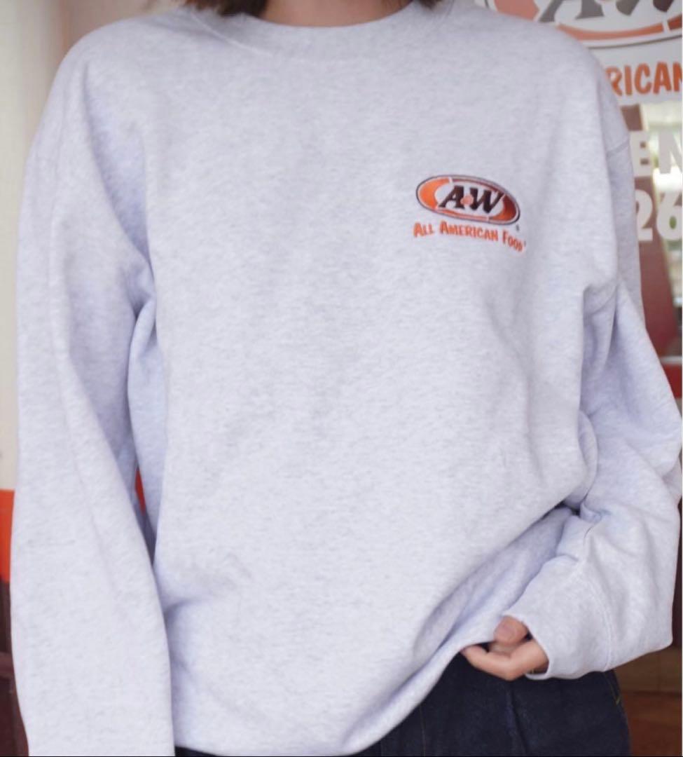 h*e様 沖縄　A&W 店舗限定スウェット　XL 刺繍ロゴ