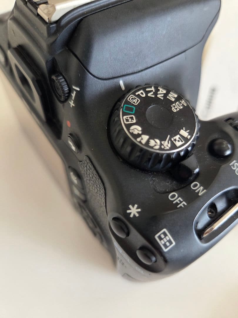 Canon　一眼レフカメラ　EOSKissX4　ジャンク品