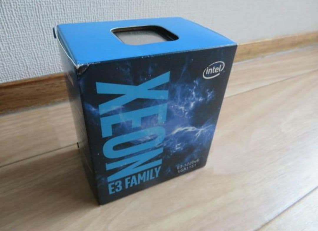新品未開封 Intel Xeon E3-1220V5 BOX