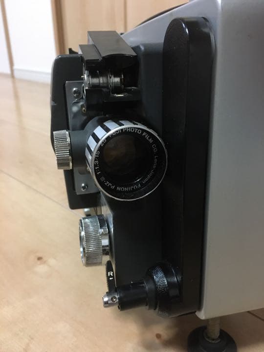 富士フイルムの映写機「JICASCOPE M25」
