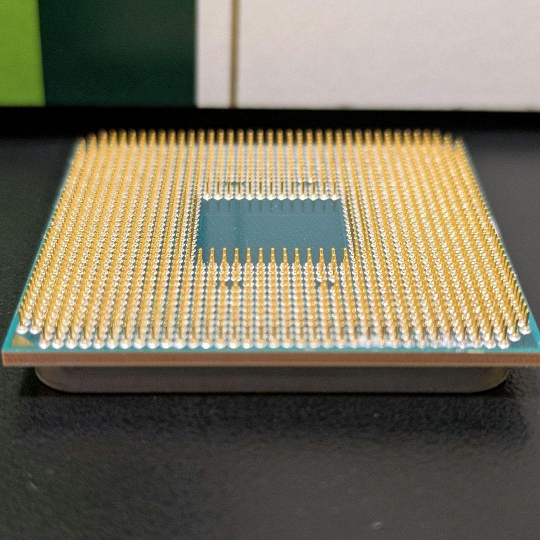 【AMD】Ryzen7 3700X 本体・ケースのみ