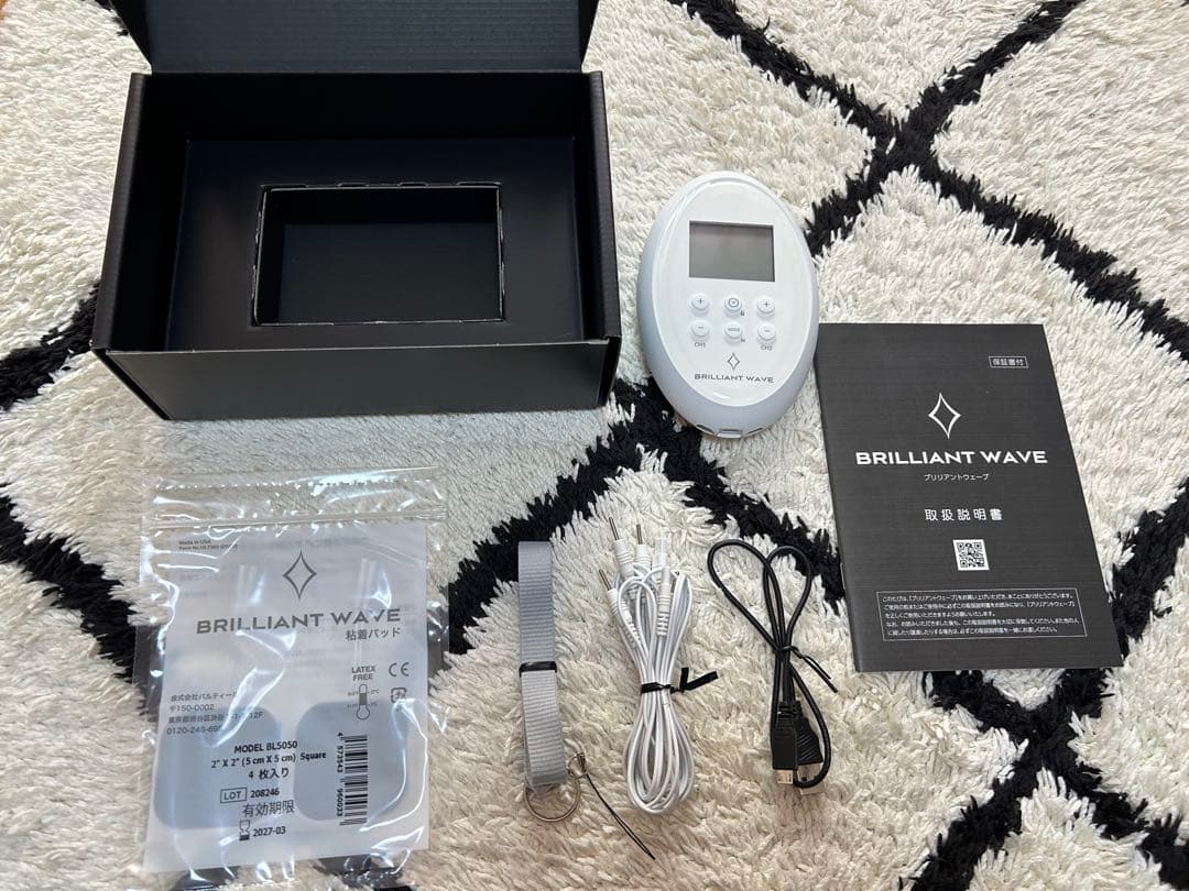 BRILLIANT WAVE パルティーノ　リラクゼーショングッズ　美容