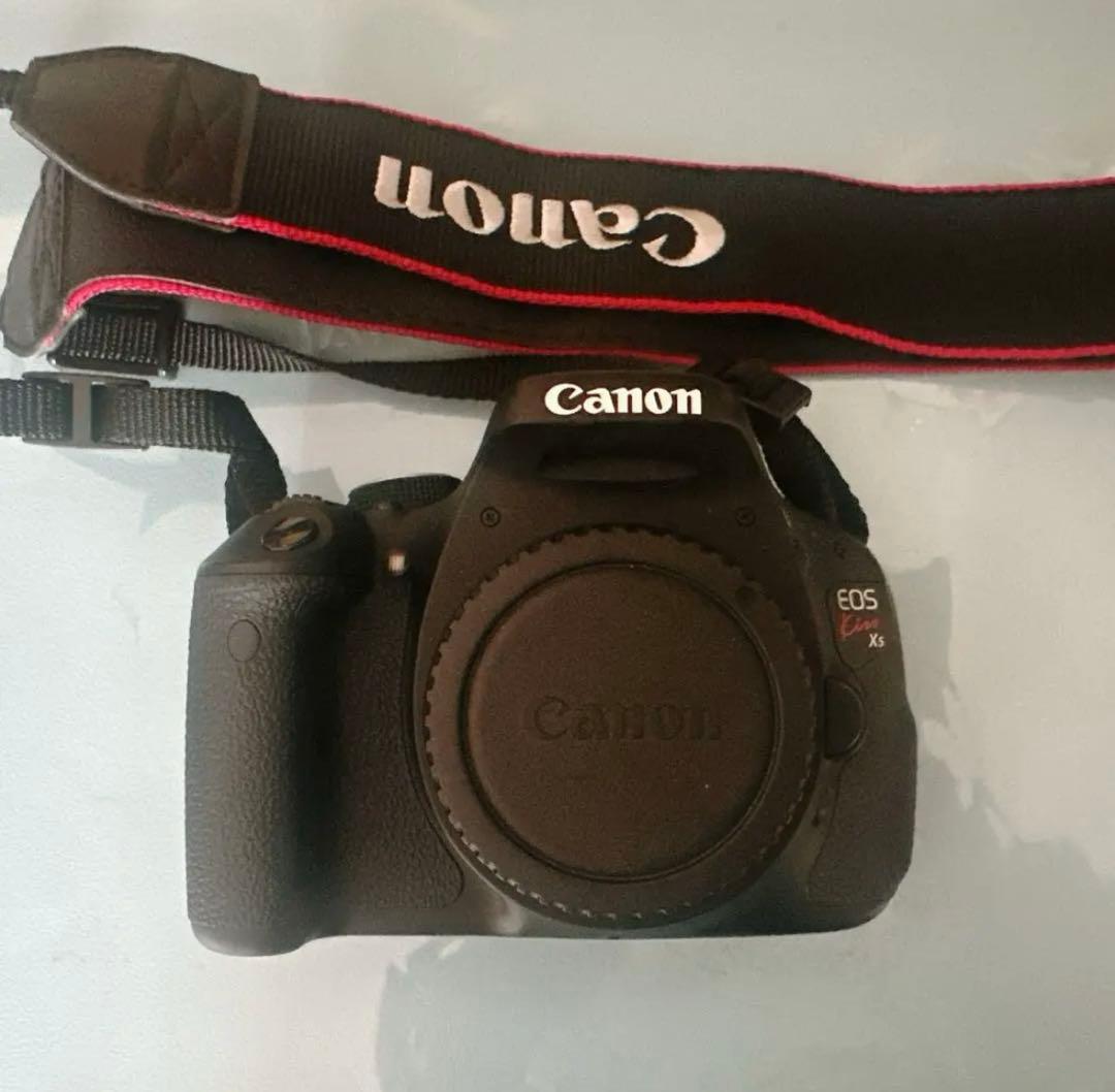 Canon キャノンKiss X5+レンズ3本セット リモコン付き