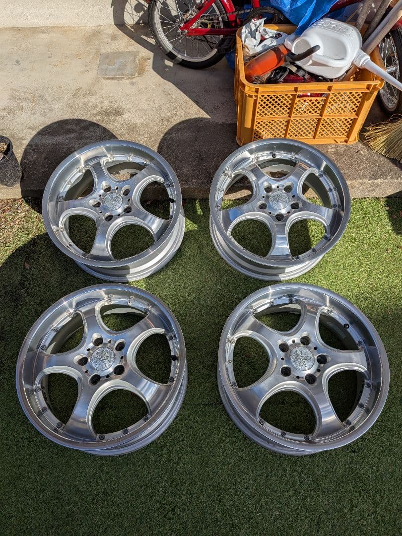 深リム17インチ7J +42 PCD114.3 5穴 4本セット