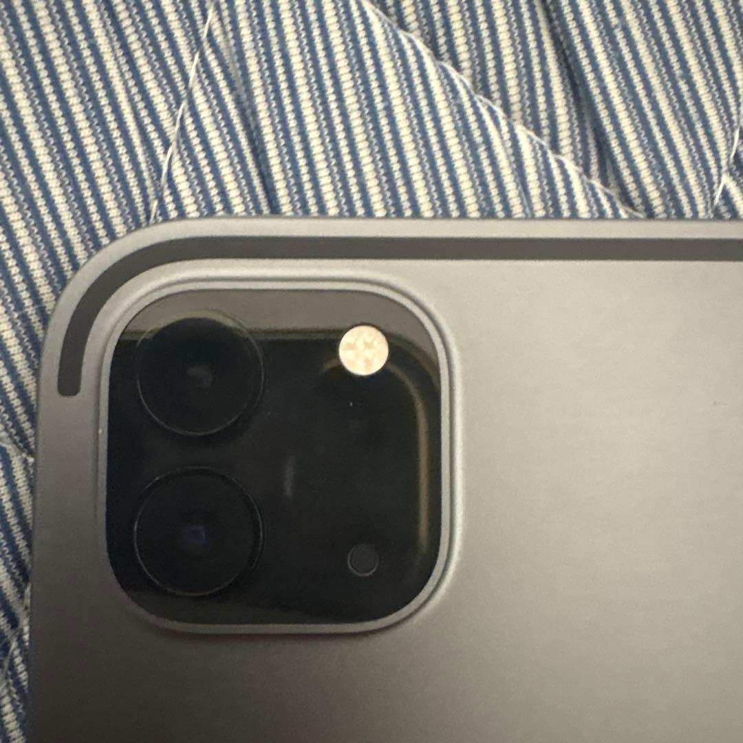 Apple iPad 11インチ 第二世代 スペースグレー バッテリー93%