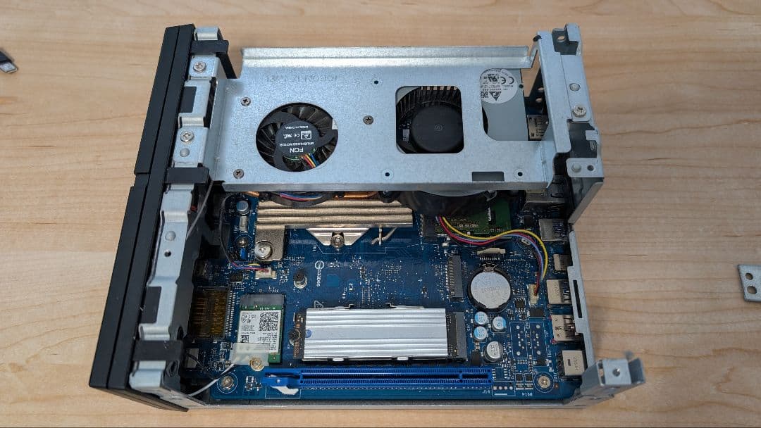 EPSON Endeavor JG100 PCIEx16搭載可能