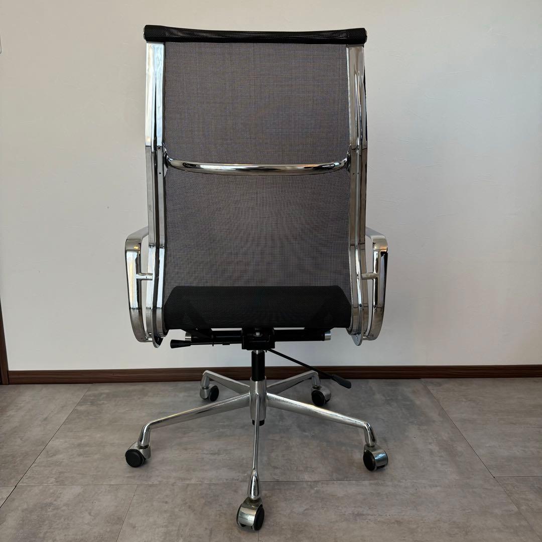 値下げ　アルミナムチェア イームズ メッシュ ブラック 黒 リプロダクト