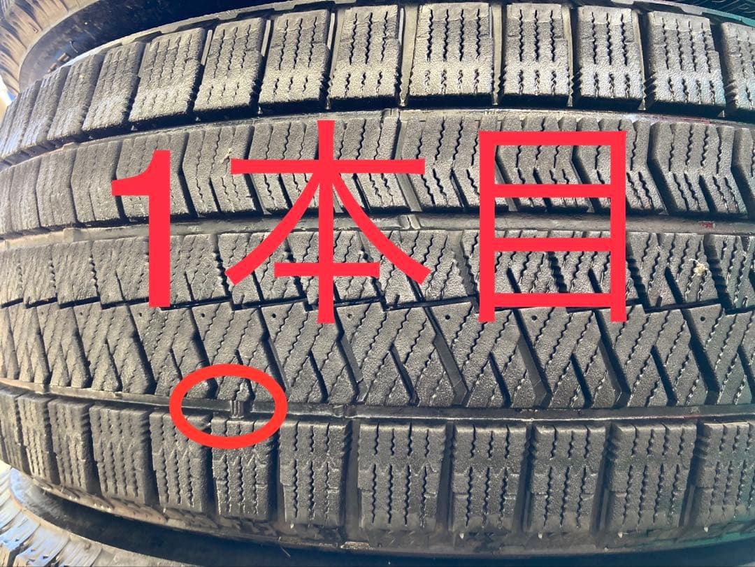 スタッドレスタイヤ＊未使用に近い