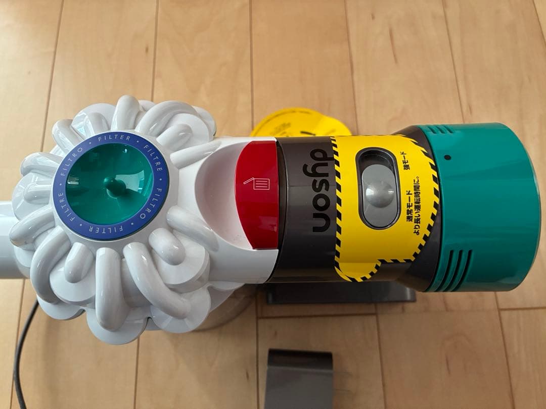 【dyson V7 Mattress HH11】ダイソンコードレスクリーナー