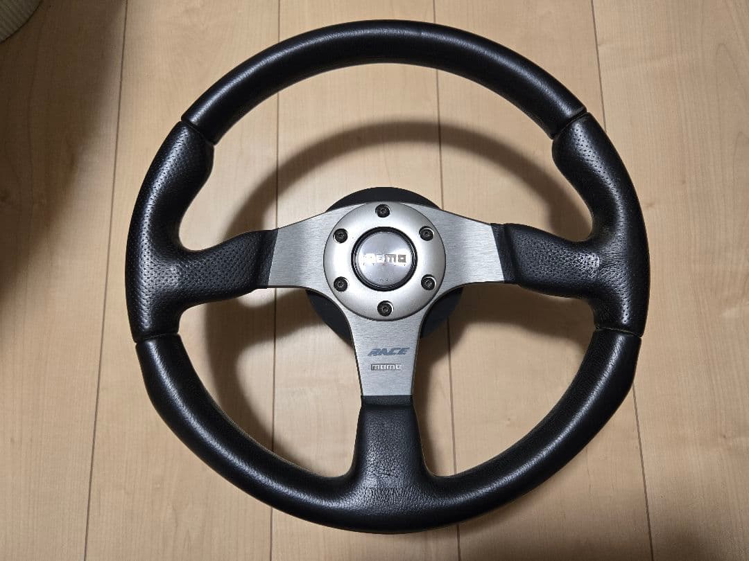 カ*ズ様 MOMO RACE ステアリング 350mm