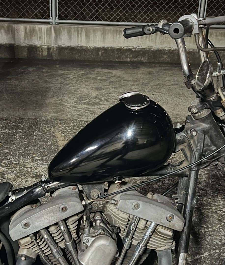 エッグタンク　ピーナッツタンク　ショベル　キャップ付き　美品　値下げ可