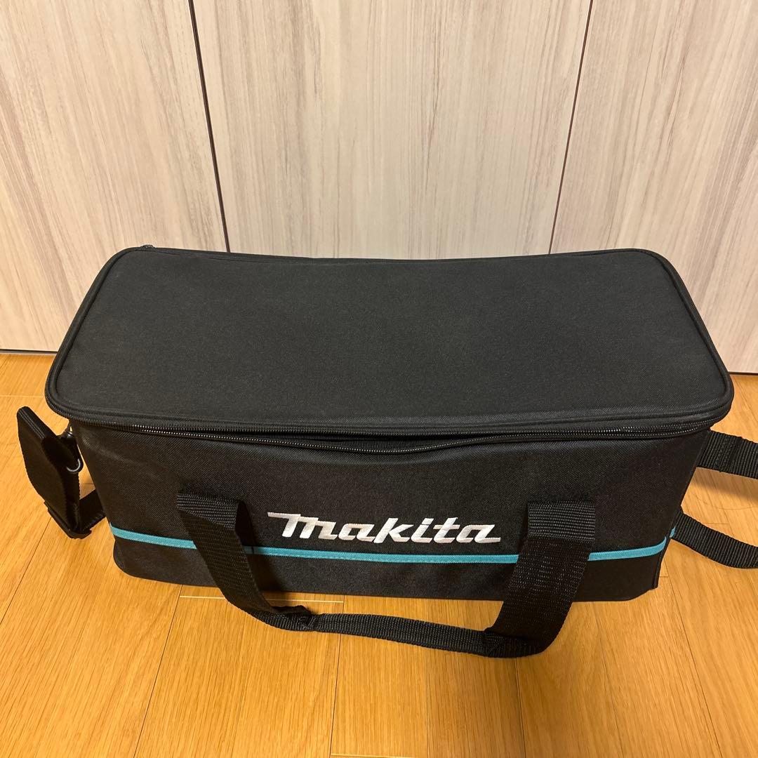 【美品】マキタ充電式クリーナー　一式セット　CL184D