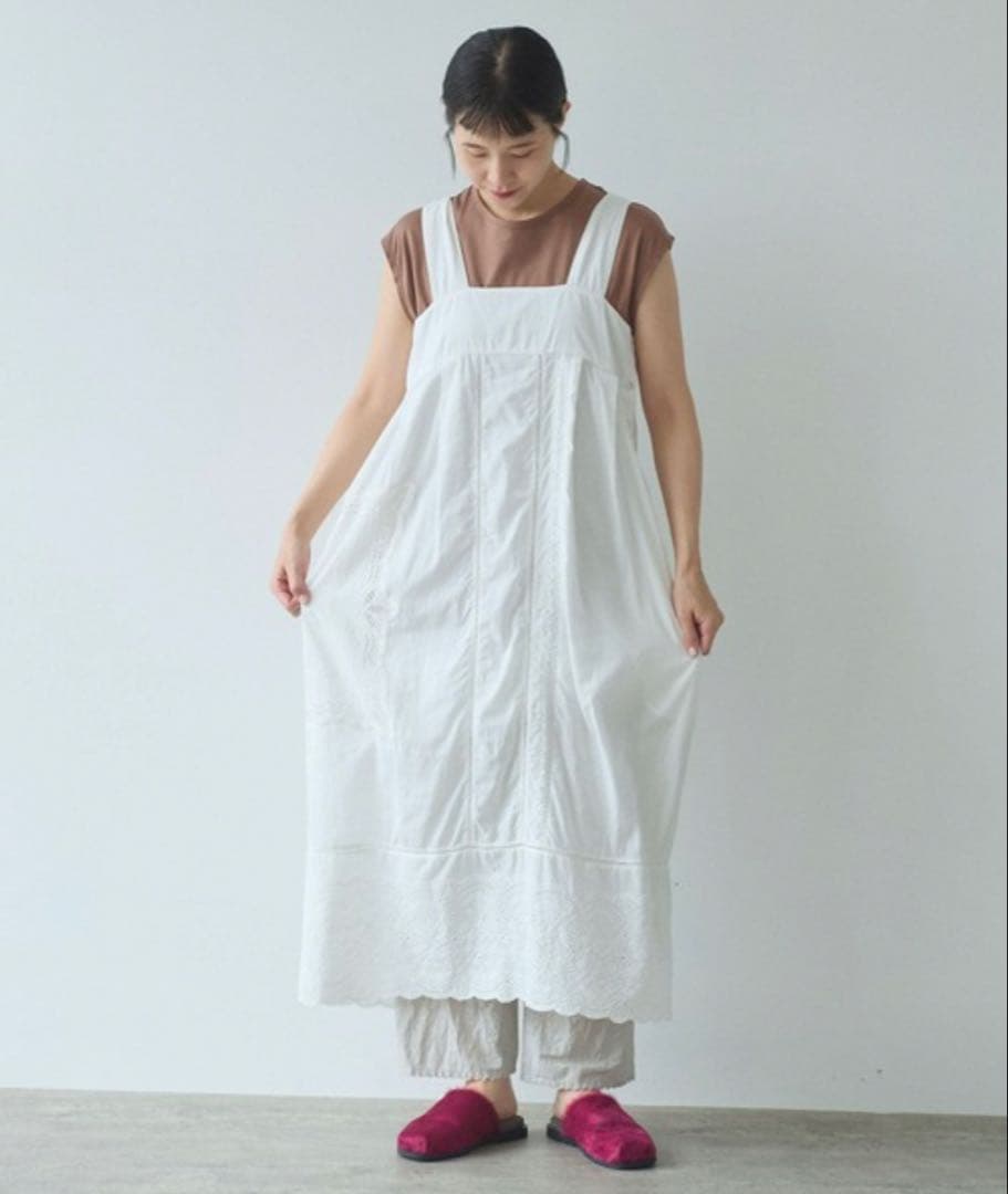 yuni ユニ カットワーク刺繍 ジャンパースカート ホワイト