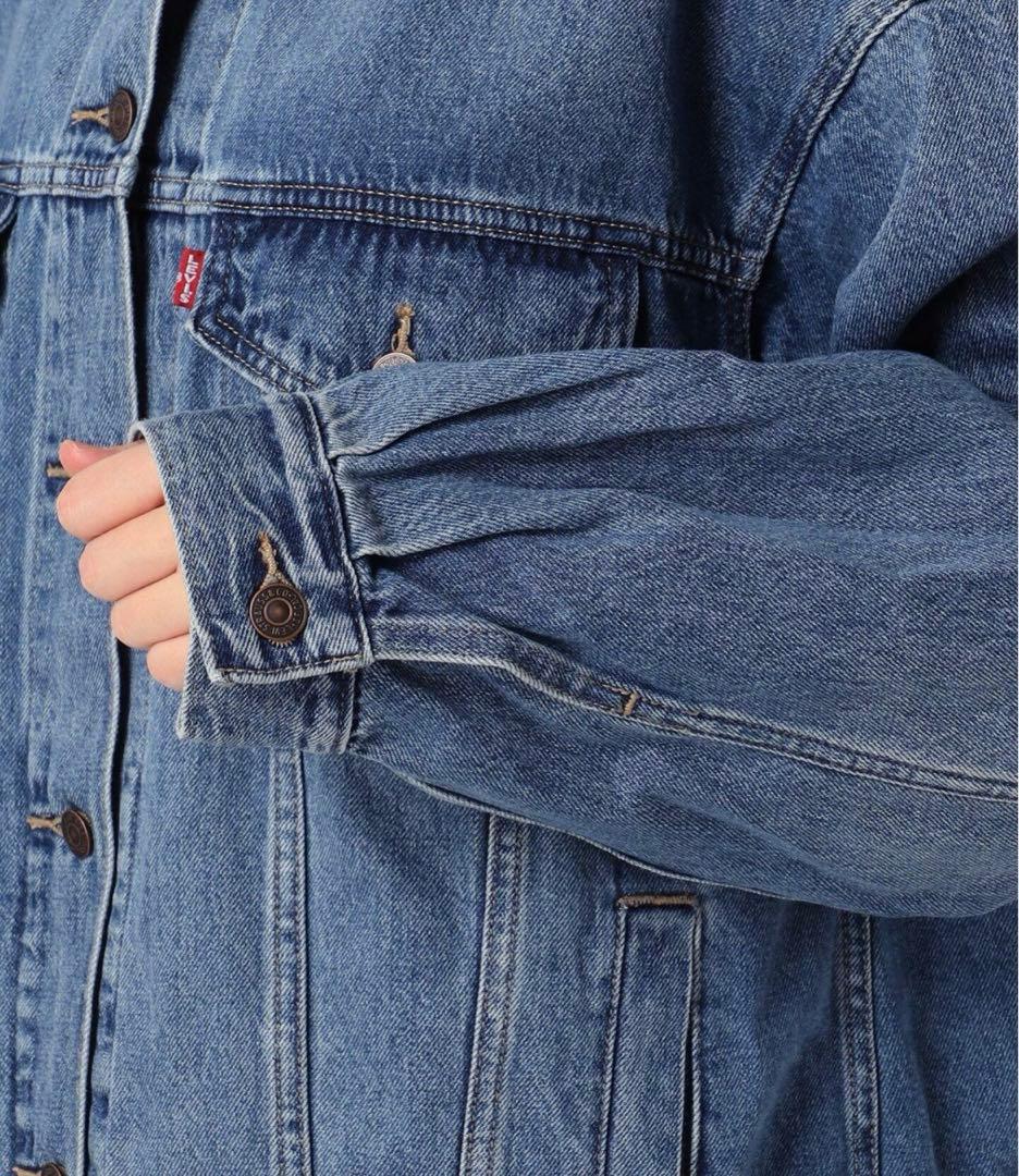 【新品同様美品】リーバイスXL WOMENS TRUCKER：デニムジャケット