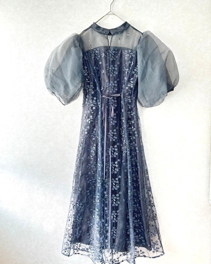 極品‼️niana オーガンジーパフスリーブ刺繍レースオケージョンドレス　Mサイズ