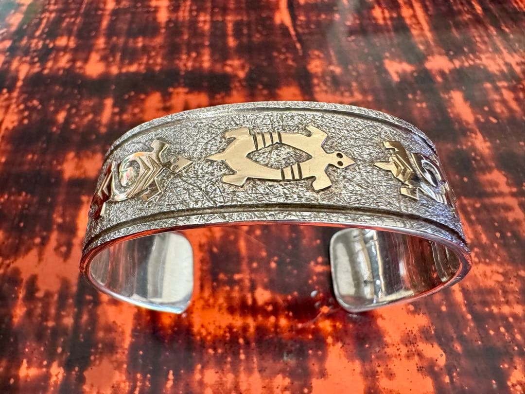 ジャックトム 14K バングル タートル チゼルワーク 14金ゴールド 女性向け