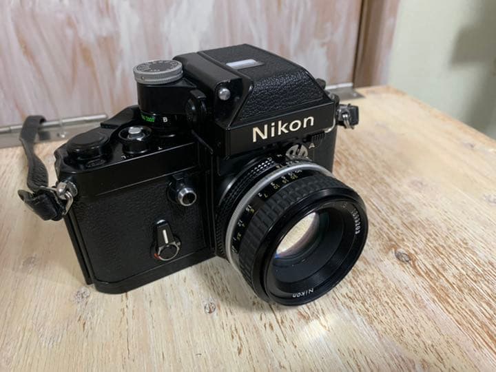 Nikon f2 フィルムカメラ完動品　レンズ　フィルム付き