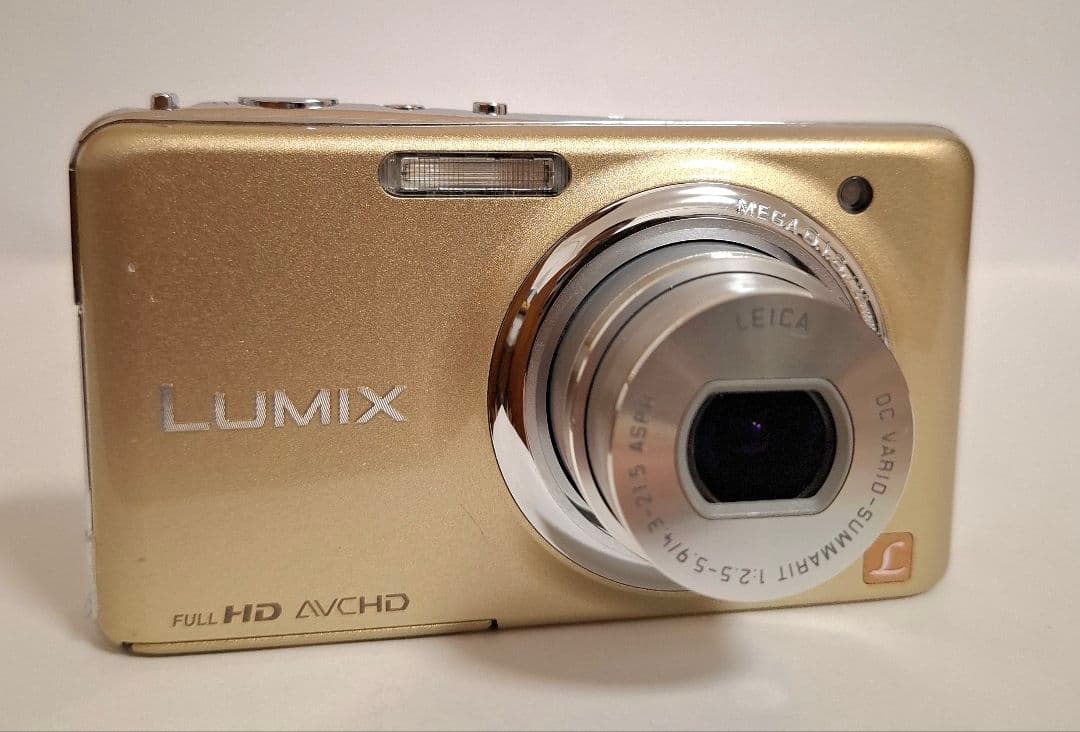[美品]パナソニック Panasonic LUMIX DMC-FX77 コンデジ