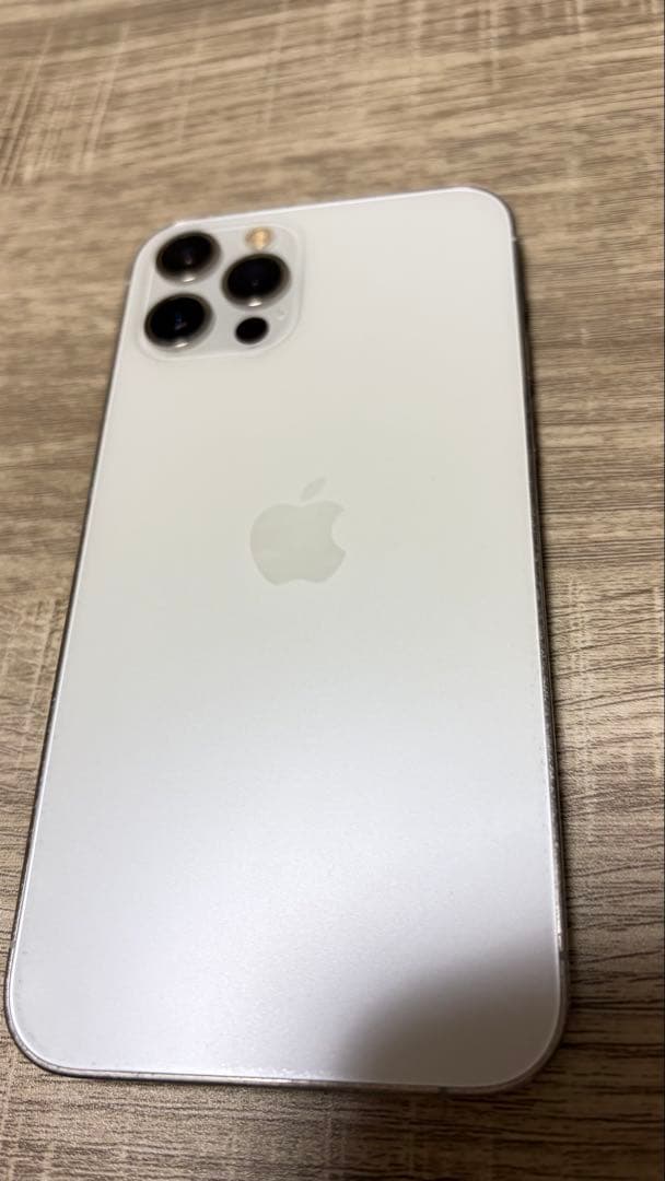 Apple iPhone 12Pro ホワイト 本体