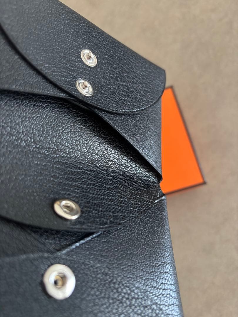 新品・未使用 エルメス カルヴィ デュオ ブラック