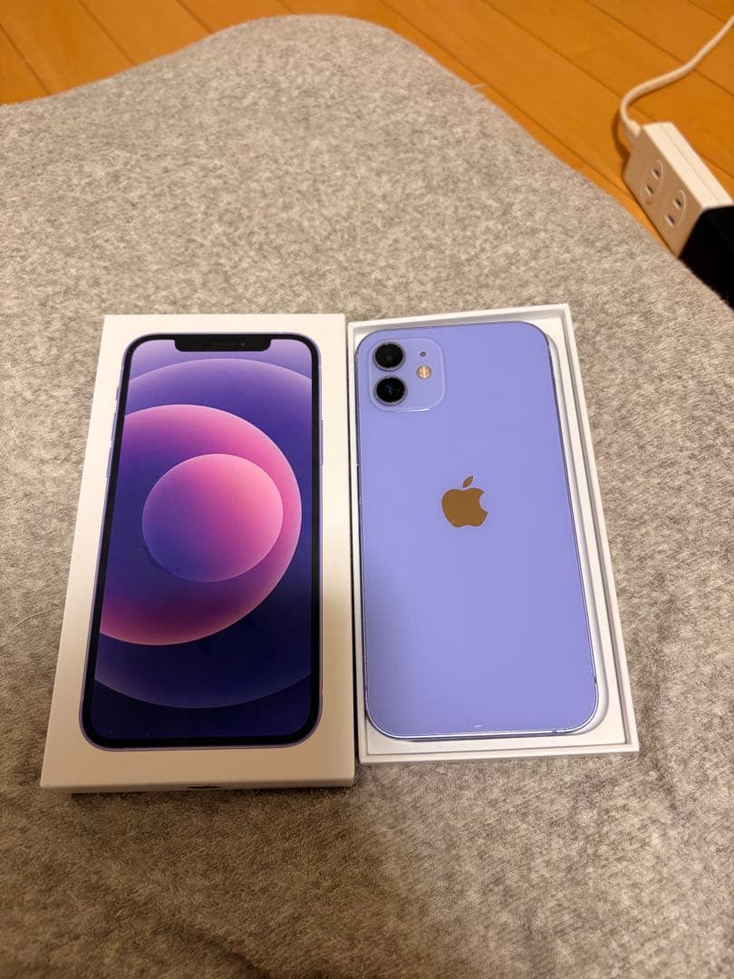 Apple iPhone 12 パープル　箱付き