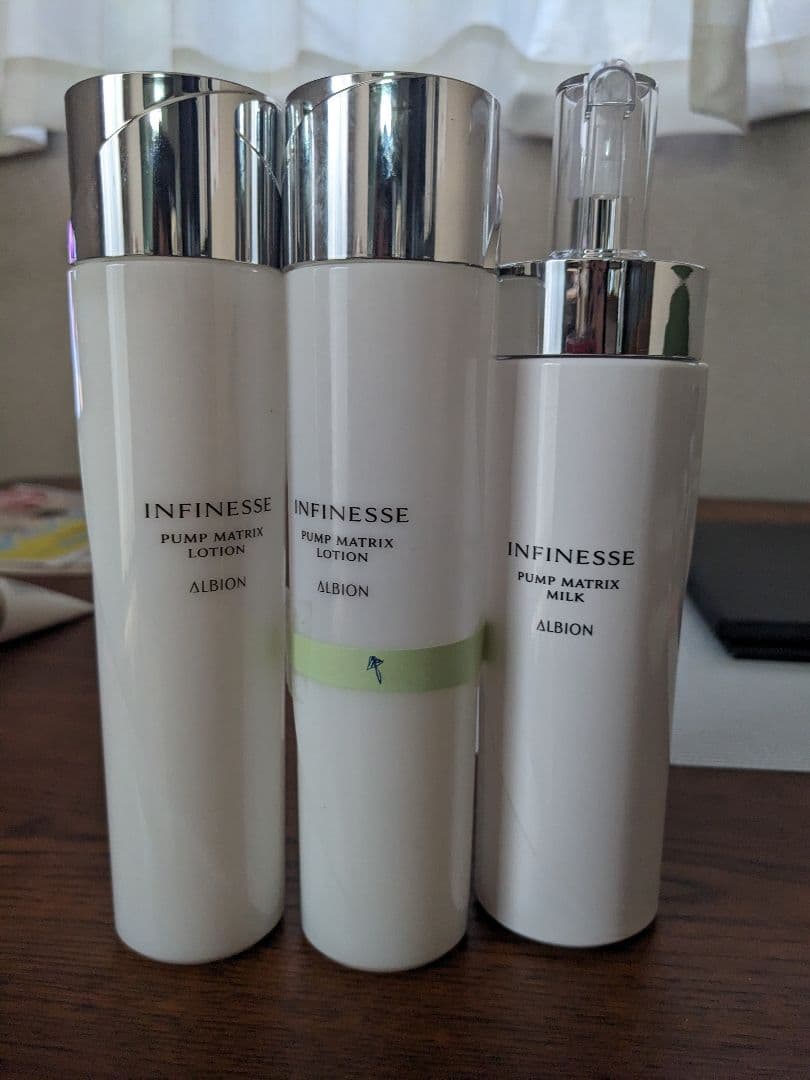 箱無し新品！定価15400円アルビオンパンプマトリックスローションミルク＋おまけ