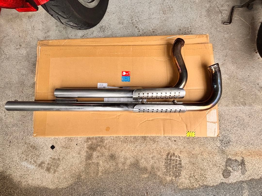 W*T様 スポーツスター　ショットガンマフラー