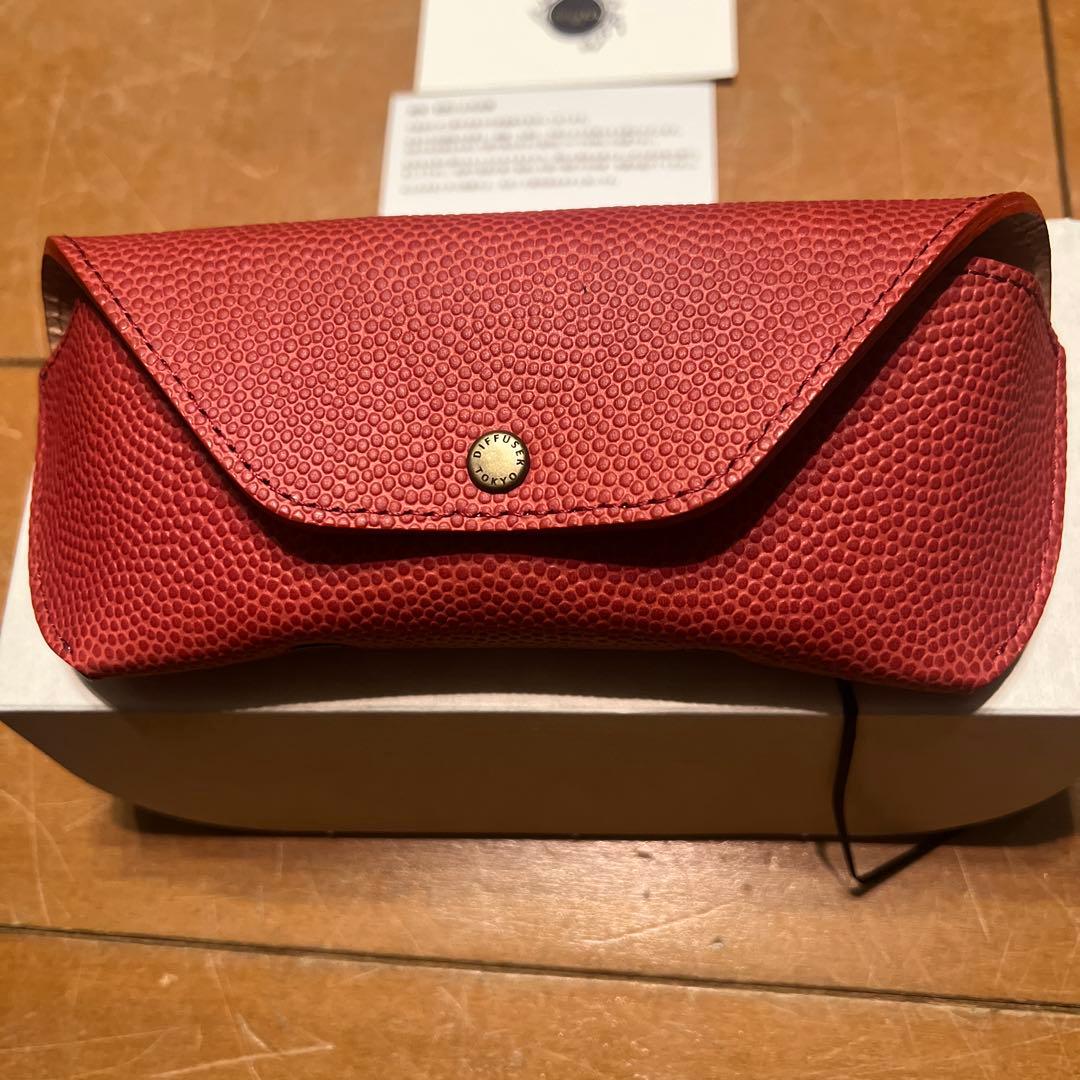 DIFFUSER ダークレッド メガネケース　新品未使用