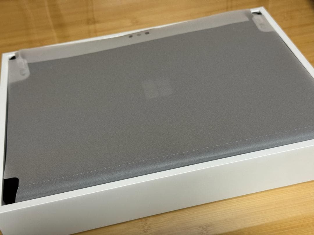 Surface Laptop5 i5-1235U/16GB/256GBおまけ付