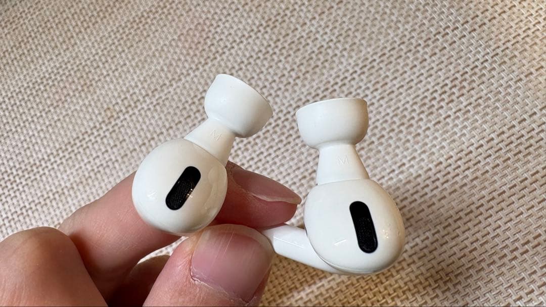 AirPods pro第一世代　Lightning端子モデル