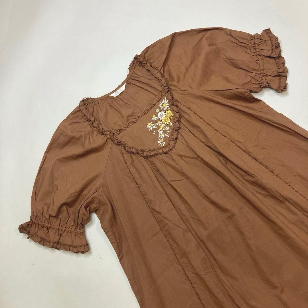 【美品】ピンクハウス ブラウン うさちゃん お花刺繍使い ブラウス