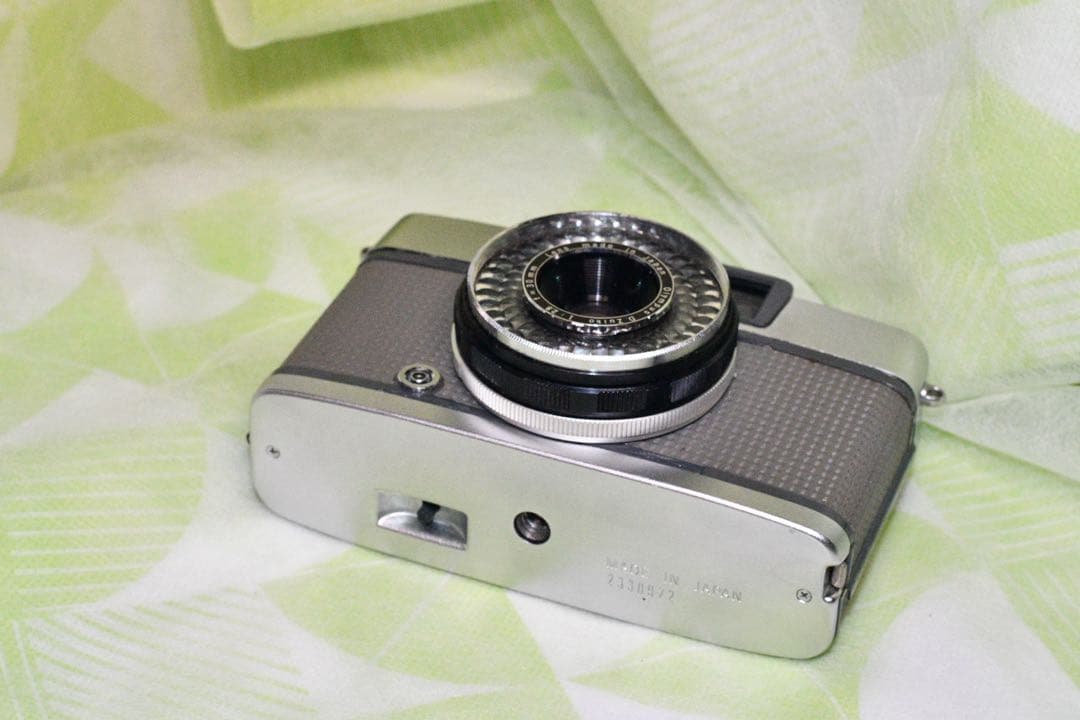 《動作品》OLYMPUS-PEN EES-2 a360