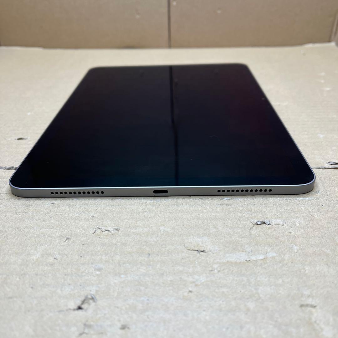 イッサ　iPad Air (M3) 11インチ WIFI スペースグレイ