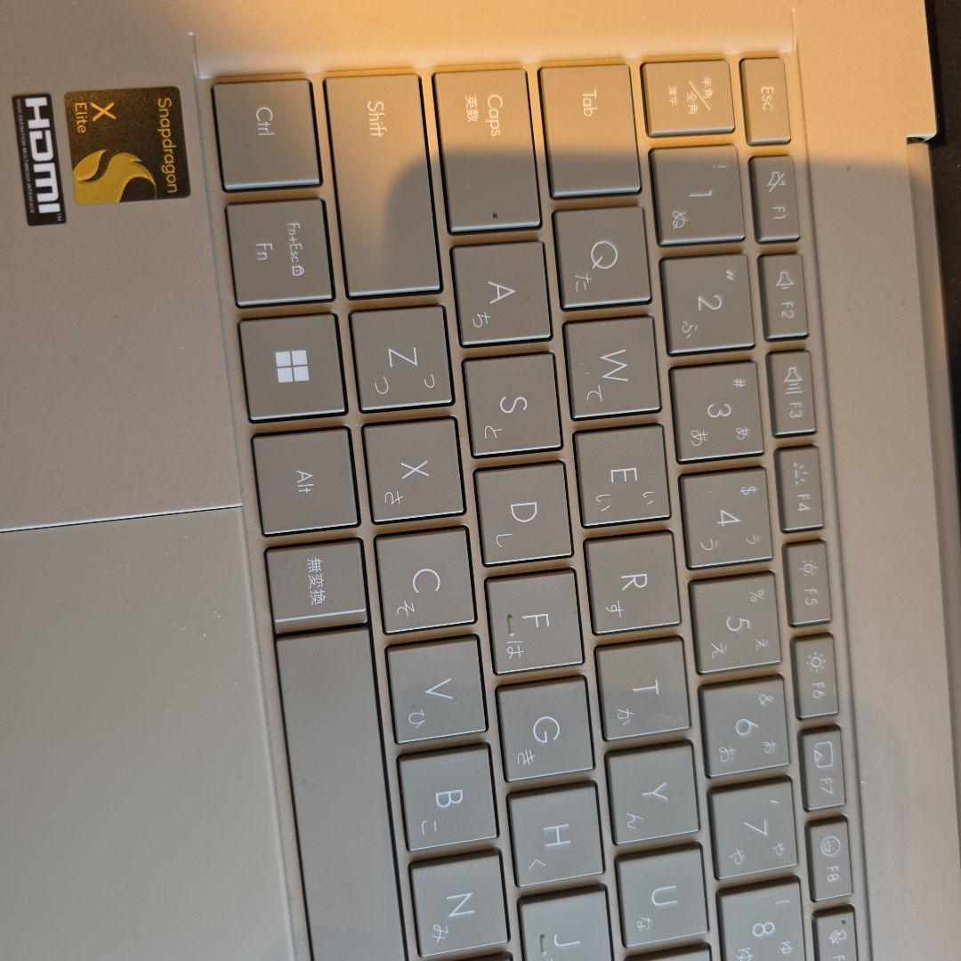 ASUS Zenbook HDMI端子付きノートPC ほぼ新品　25万円→格安！