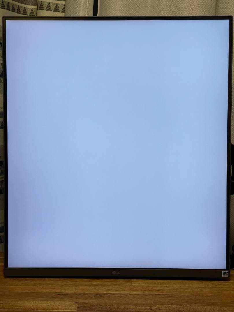 LG 28MQ750-C 2560×2880 ディスプレイ 920時間