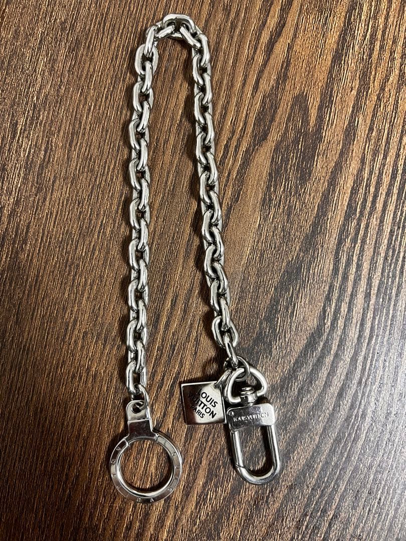 ルイヴィトン キーチェーン シェンヌ アノクレXL 中古