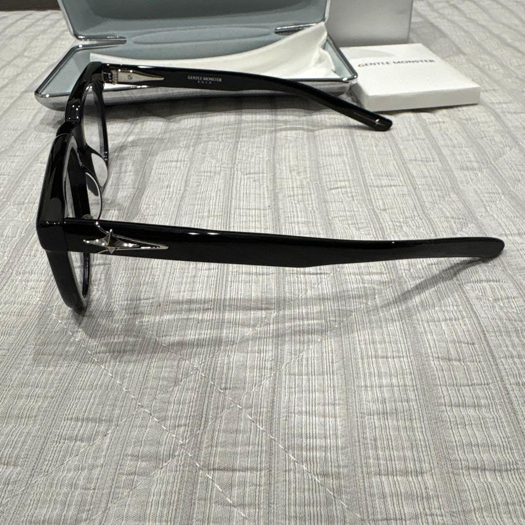 小物 GENTLE MONSTER Ojo01