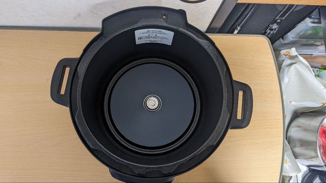 Instant Pot 9 in 1 プログラム機能付きマルチ電気圧力鍋